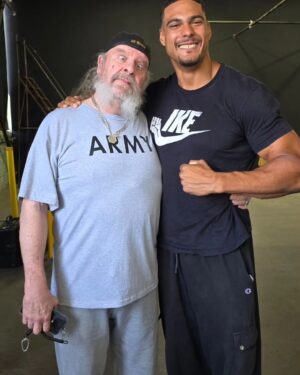 Ike Catcher Instagram - Ironically I was starring on set in the MMA movie "Throwing Hands" before I started throwing these hands in the octagon 4 real. Seems like things are always coming full circle. The story of my life when fantasy meets reality! 
#superstar #ikeCATcher #BIGGESTMANONTHEBARS