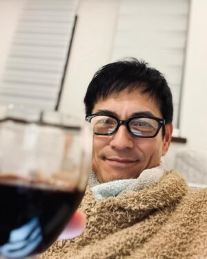 Ikki Sawamura Instagram - .
かんぱ〜い！！

今日は現場の皆んなで息のあった仕事が出来て嬉しいので乾杯！

色んな国の方々との仕事は刺激的で楽しかったです♪

何の撮影かは後日発表です！