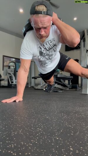 Ilja Rukober Instagram - 70lbs. Believing is underrated.