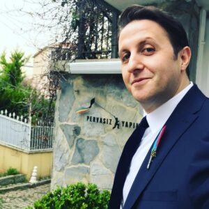 İlker Ayrık Instagram - Nooluyo olm?! Çok yakında... @pervasizyapim’ı takipte kal!...