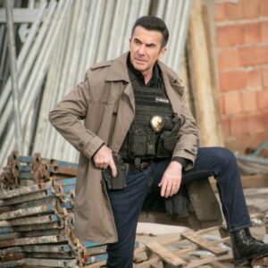 İlker İnanoğlu Instagram - Bir gün sonra beraberiz Hepinizi seviyorum 🙏🙏🙏 #arkasokaklar @kanald @arkasokaklarofficial #dizi #tv #series #production
