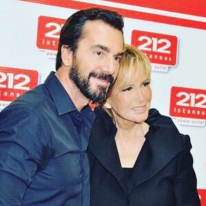 İlker İnanoğlu Instagram - Beni Bugün Doğurmuş Canım Annem Çok Teşekkürler İyiki Doğmuşum İyiki Senin Oğlun Olmuşum @filizakink ❤️❤️❤️🙏🙏🙏🧿🧿🧿TODAY IS MY BIRTHDAY THE WOMAN WHO GAVE ME LIFE MY BEAUTIFUL MOTHER ❤️💫🚀🎭🎥🎬 #birthday #birthdayboy