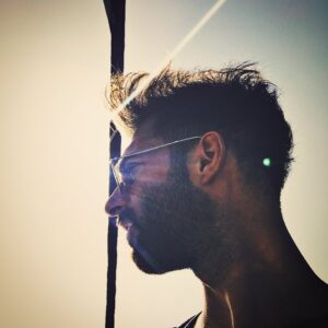 İlker Kaleli Instagram - Akıl uçar, gönül diner.
Olur canım, öyle de olur...