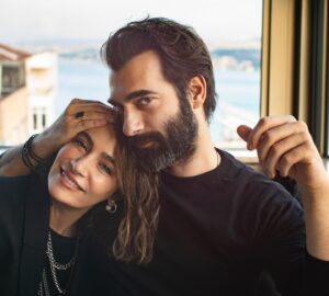 İlker Kaleli Instagram - Bana gülmeyi sevdirdiğin için teşekkür ederim. 

Yüzün hep gülsün. 
Nice senelerce. 

İyi ki varsın. 

@silagencoglu
