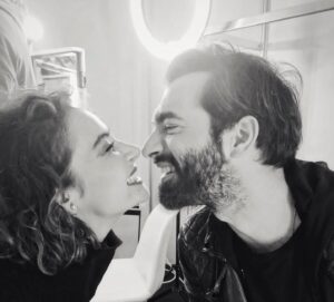 İlker Kaleli Instagram - Bana gülmeyi sevdirdiğin için teşekkür ederim. 

Yüzün hep gülsün. 
Nice senelerce. 

İyi ki varsın. 

@silagencoglu