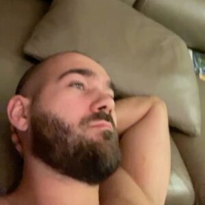 Ilya Polyanskiy Instagram - Что может быть приятнее, чем когда тебя хорошенечко отлайкали с утреца 🔥🙂❤️😘🤝 именно для этого я и закидываю эти несколько сторис в ленту ⚡️
Какая история лучшая? Пиши в комментариях цифру 9
⬇️🤔⬇️
Ставь Любовь, если регулярно лайкаешь любимого человека 🤡❤️🙂
Репост если твоего любимого человека лайкаешь не только ты 🤡🤷‍♂️
Комент если лайкают регулярно тебя самого 🤡🤜🏻🤛🏿