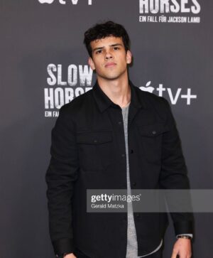 Ilyes Raoul Instagram - #slowhorses who’s seen it ?