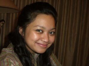 Imam Darto Instagram - 2007. Masih pacaran sama bunda @tika.hendarto

Duuuh mau aja gadis Pondok Indah sama mas-mas dari Bekasi.. gue sekharismatik itu berarti ya. Pake pelet juga engga...

Suka heran.

Kayaknya karena tatapan maut gue di slide terakhir...