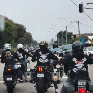 Imam Darto Instagram - Grup 1 ambil motor sekalian test ride buat besok. ENYAAAKKKKK!!! Pada pake motor apa aja hayoo??

Kenikmatan duniawi ini dipersembahkan oleh @tiketcom , tiket dot com WE LOVE YOUUU!!!
