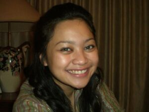 Imam Darto Instagram - 2007. Masih pacaran sama bunda @tika.hendarto

Duuuh mau aja gadis Pondok Indah sama mas-mas dari Bekasi.. gue sekharismatik itu berarti ya. Pake pelet juga engga...

Suka heran.

Kayaknya karena tatapan maut gue di slide terakhir...