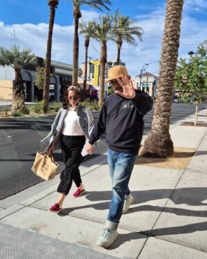 Imam Darto Instagram - Ya ampun, ketemu Taylor Swift sm Travis Kelce..