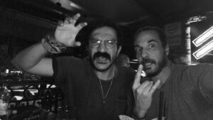 İnanç Konukçu Instagram - Set bittiyse demek ki…
Paydos geçeli iki gün olduysa…
Dost hanesine bir çeltik atalı 2 seneye yakın olduysa… 
Fazla söze gerek kalmadıysa.. 
üç afiyet bir maşallah. 
Cağnımsın @dewrimyalcin