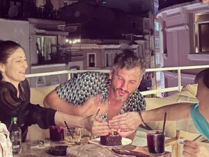 İncinur Daşdemir Instagram - Happy 🥂