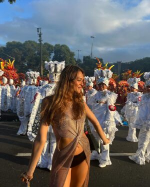 Índia Branquinho Instagram - # Não deixe o samba morrer