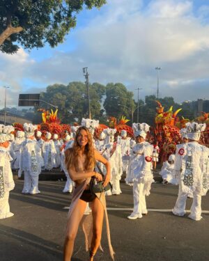 Índia Branquinho Instagram - # Não deixe o samba morrer
