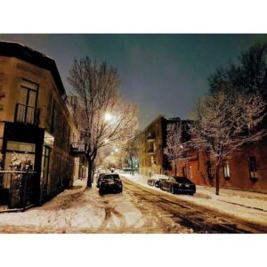 India Desjardins Instagram - ❄️ #montreal #mtlmoments #plateaumontroyal