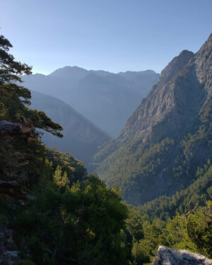 India Desjardins Instagram - Randonnée dans les gorges de Samaria ⛰
Photos: Olivier (moi étant trop occupée à me concentrer à ne pas glisser sur les roches! )
#samariagorge #crete #randonnée #hiking #nofilter