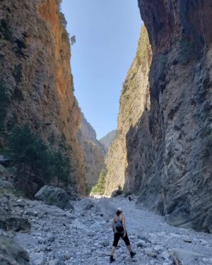 India Desjardins Instagram - Randonnée dans les gorges de Samaria ⛰
Photos: Olivier (moi étant trop occupée à me concentrer à ne pas glisser sur les roches! )
#samariagorge #crete #randonnée #hiking #nofilter
