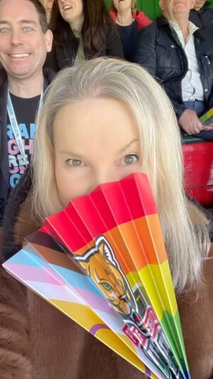 India Willoughby Instagram - Some news! Delighted to be appointed official patron of Keighley Cougars Rugby League Club. Great to be joining fabulous owners @MrRypod and itskauegarcia in this first for professional rugby league in the UK. Like me, they are tenacious. @Cougarmania 🏳️‍⚧️🏳️‍🌈