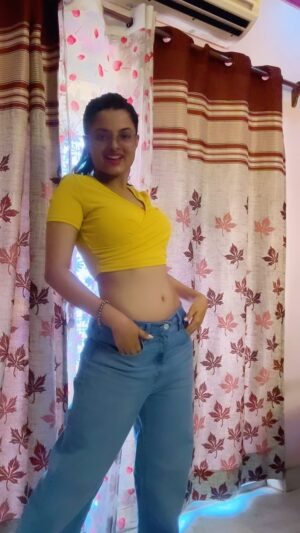 Indraxi Kanjilal Instagram - The song is a vibe- had to make a reelllll🌸
Ps: My specs were constantly falling🥲
.
.
.
.
#indraxikanjilal #fun #happy #sonisoni #newsong #trending #trendingreels #trendy #trendingnow #trendingaudio #fitness #bodypositive #instagram #instadaily #instalike #insta #instagood #instamood #instafashion #instareels #instagood #reelsvideo #reelitfeelit #reelvideo #reelinstagram #reelindia