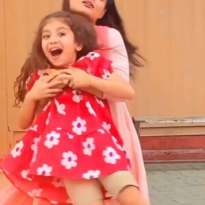 Indraxi Kanjilal Instagram - "Bestie vibes and 'Gori Gori' grooves!

#pushpaimpossible #sabtv #swara #prathana #bestie #bond #fun #behind #the #scene #shootlife #sctor #likeforlikes #likefordollow #viral #india #reels #indraxikanjilal #vrihikodvara