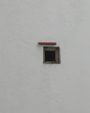 Inés Efrón Instagram - Ventana con techo