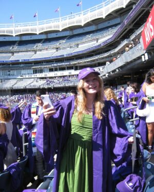 Ines Høysæter Asserson Instagram - oops jeg bada!
happy grad everyone💜
#nyu2023 #nyugraduate