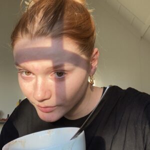 Ines Høysæter Asserson Instagram - Refills and broken earrings!