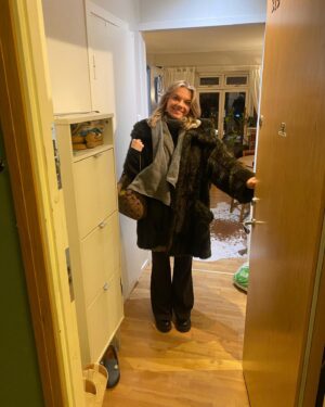 Ines Høysæter Asserson Instagram - GO’slo, ReykJAvik, HARDanger, GlasGLOW, og Stockholm(?).