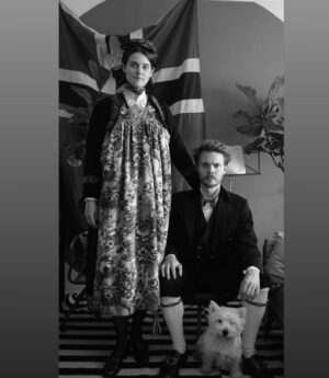 Inga Ibsdotter Lilleaas Instagram - Godt nyttår! Håper det blir litt mer orden på sakene i 2022. 
📸: @geirramsvik