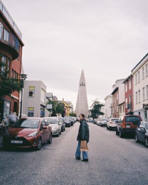 Inga Ibsdotter Lilleaas Instagram - Sci-fi kirke, Reykjavik. Sommerkroppen II. 📸: @gunnarius