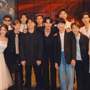 Ingkarat Damrongsakkul Instagram - ขอลงเก็บไว้ในฐานะนักแสดงคนหนึ่งและส่วนหนึ่งของภาพยนตร์เรื่องนี้ ส่วนตัวรู้สึกว่าได้สำเร็จขึ้นไปอีกขั้นนึงของชีวิตนักแสดงของผม การได้เล่นหนังจีดีเอชเป็นเหมือนความฝันที่อยากทำให้ได้ซักครั้งในชีวิต ครั้งนี้ถือเป็นก้าวเล็กๆที่มีความหมายกับผม ขอบคุณพี่ @attahem ที่ให้เกียรติผมมาแสดงเป็น "โอม" ในหนังเรื่องแรกของพี่ เป็นผลงานที่โคตรสุดยอดเลย ครั้งแรกจริงบ่นิ5555555555555 ยอมรับเลยว่าช่วงเวลาก่อนหน้านี้ที่ปิดตัวละครโอม ผมมีความรู้สึกอึดอัดและกดดันเยอะมาก เพราะผมคาดหวัง หวังว่าตัวละครที่ผมแสดงนั้นจะออกมาดี เป็นมนุษย์ชื่อโอมที่มีอยู่บนโลกจริงๆ ลุ้นอยู่ตลอด ผมดีใจนะที่ได้เป็นวัตถุดิบที่พี่หยิบมาใช้ในอาหารจานนี้ มันอร่อยสุดๆเลยพี่ ขอบคุณเพื่อนนักแสดงทุกคนนะที่แม้จะเจอบ้างไม่เจอบ้าง5555555555555 ทุกคนคือเก่งกันมากนะ อยากจะติดตามรอดูผลงานอื่นๆอีก ไม่ว่าจะด้านเพลงหรือด้านการแสดงก็ตาม ขอบคุณเพื่อนๆทุกคน คนรู้จัก ครอบครัว รุ่นพี่ รุ่นน้อง แฟนคลับทุกคน ที่เข้ามาชมมาทักมาพูดคุยถึงเรื่องนี้ ถึงบทนี้ ขอบคุณมากนะ สิ่งเหล่านี้เหมือนเป็นกำลังใจให้ผมอยากที่จะแสดงให้ดีและพัฒนาต่อไปเรื่อยๆ ต้องขอบคุณทุกคนมากจริงๆ รักนะครับบบ #เพื่อนไม่สนิท #NOTFRIENDS