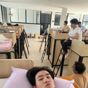 Ingkarat Damrongsakkul Instagram - ไม่อยากวันจันทร์เลยคั้บพี่ๆ
#PANitadeChulaOuting2024