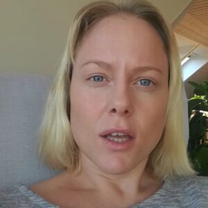 Ingrid Bolsø Berdal Instagram - If anyone has a tip on how to speak with a southern accent without rehursing for weeks - please share 😅 
Reading "Thelma & Louise" on original language tonight. Like...in a few hours. 
@heiditoini any suggestions? @rolfkristianlarsen? 
#filmmedord