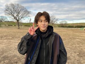Inoue Sora Instagram - ・
『#ガチ恋粘着獣 』
第８話
ご視聴ありがとうございました🙇🏻‍♂️

スバルがヒナを傷つけてしまって、ずっと後悔しているからこそ、コスモには同じ間違いをしてほしくない。
という気持ちが滲み出たのかな。
僕のとっても好きなシーンです。

さて！
９話からはもう本当に、瞬きできませんよ？
ここからです。笑

お楽しみに☺️

@gachikoi_drama