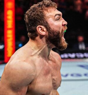 Ion Cuțelaba Instagram - 😤 #ufc #hulk