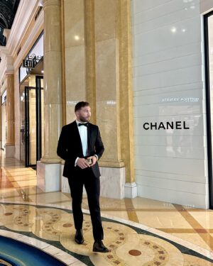Ion Cuțelaba Instagram - 🔫😎 #007