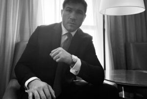 Ion Cuțelaba Instagram - Business time!