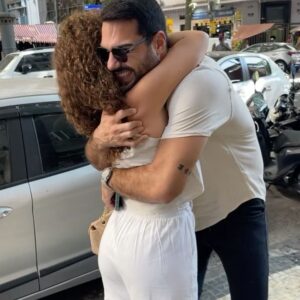 Iran Malfitano Instagram - E hoje teve uma visita mais que especial do nosso padrinho @shay.hb …. colocamos o papo em dia e matamos um pouco a saudade !!! Oh happy day !!!