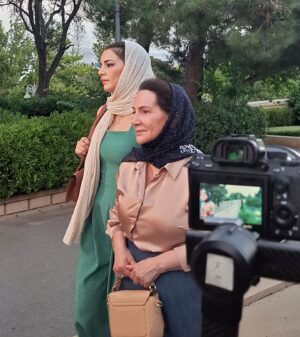 Irana Kerimova Instagram - “Gündəlik” yaxında..)

Quruluşçu rejissor-Pərviz Həsənov @parviz_hesenov 
Ssenari -Tural Cəfərov @qan_tural 
Quruluşçu operator-Pərvanə Həsənova @parvanahasanova.d.p