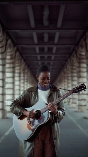 Irma Pany Instagram - Welcome to all of you, my dear new friends ! Grateful to have here 🙏🏿 | Bienvenue à vous tous, chers nouveaux amis ! Merci d'être ici 🙏🏿
.
.
.
.
#irmamusic #irmahouseofcards #folk #folkmusic #blues #guitar #acoustic #paris #moodygrams #parisian #folkscenery #rnb