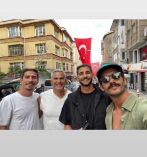 Irving Peña Instagram - Lo mejor que me dejo este proyecto fueron las personas que conocí en este tiempo eso es lo que verdaderamente gane 🇹🇷🇹🇷🙏🙏🙏🐎🐎 @soyjuliocamejo @ercan.bayrak @enssdkmc