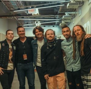 Isaac Hanson Instagram - Well, it was an epic 48 hours in Tulsa on Sunday and Monday. Jamming with @paulbenjaman and @zmyersofficial and then an absolutely epic show the next evening from the one and only @shinedown!

It’s so cool to able to bring worlds together and to have so many talented friends to share life with!

Cheers to Livin’ on Tulsa Time fellas… let’s do it again some time!

#tulsa #bok @bokcenter @the_colony_tulsa #music #livemusic #friends