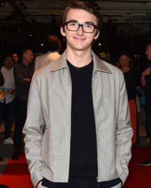 Isaac Hempstead-Wright Instagram - Thank you Paris, what a lovely few days. The #gameofthronesexpo is in town and if you are too you can't miss it! See ya next time le France✌️ (P.S. Thank you @rosefordestudio for the beautiful threads from @paulsmithdesign @sandroparis)