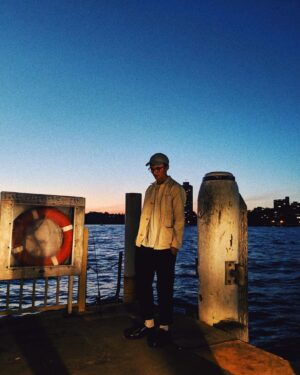 Isaac Hempstead-Wright Instagram - 🌅