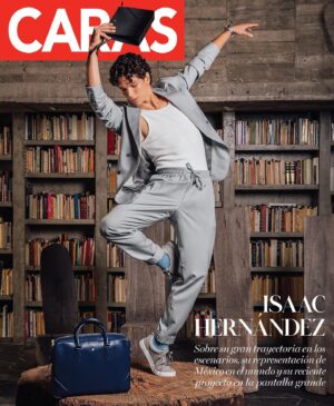 Isaac Hernández Instagram - EXCLUSIVA @chapulo7 Cuando las óperas y los escenarios internacionales comienzan a ser de la talla de uno mismo, es que se necesita buscar crecer este talento. El jalisciense, Isaac Hernández, ha dejado en claro que su amor por México y el ballet trasciende cualquier frontera. Sus inicios en la danza nos transportan a hace más de 15 años, y hoy nos cuenta todo sobre su amor por la difusión artística en el país, los nuevos proyectos que tiene en puerta y el gusto por la escritura y la atención a los detalles que comparte con Montblanc, firma de la cual es embajador. @montblanc #carasfebrero (Link en historias). 
#isaachernandez 
Por @emilianolobator 
📸 @einargonzalezphoto 
Styling @rodrigoaalcantara
Makeup: @aleromua
Locación: @tlacuilobiblioteca