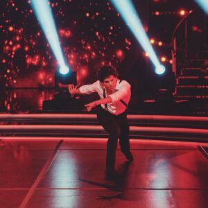 Isaac Hernández Instagram - ¡Sin palabras! ✨ Historia en #MiraQuienBaila ¡La Revancha! con @chapulo7 y @kekelindo ❤️