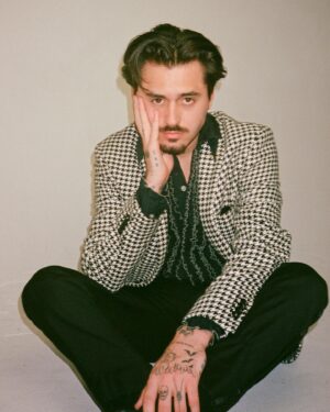 Isaak Presley Instagram - it’s been a long day
and the sight of your movements is soothing
as you sway 
the stillness within me gets moving