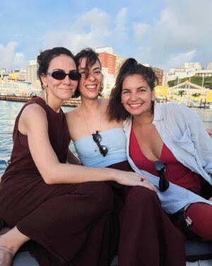 Isabel Wilker Instagram - Obrigada @cleytonpacheco e @gmem_ que corrigiram a falha no meu currículo que era não conhecer Salvador ♥️🎯