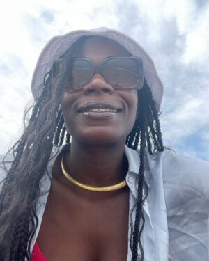 Isabél Zuaa Instagram - Auto-retratos e otras cositas mas (últimas palavras com sotaque castelhano)🤍💎🤍
#suninscorpio